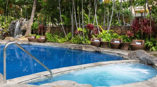 Courtyard Waikiki Beach