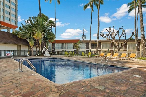Best Western - The Plaza Hotel Honolulu Airport
