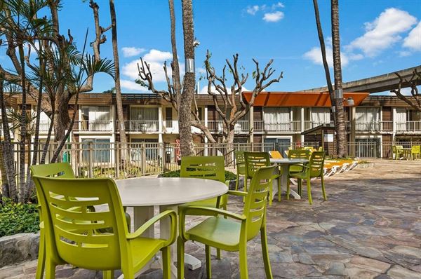 Best Western - The Plaza Hotel Honolulu Airport