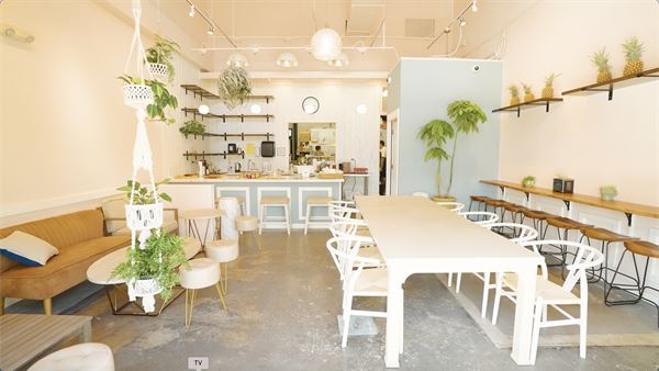 ALO CAFE/ SALT (@Kakaako) location