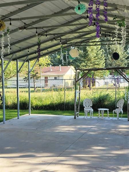 Stone Hollow Event Center