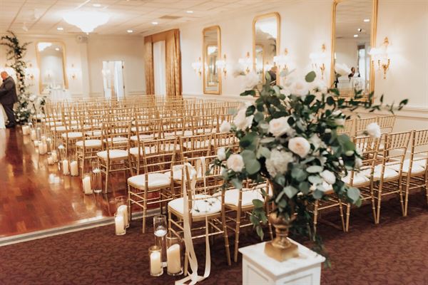 The Petroleum Club of Lafayette