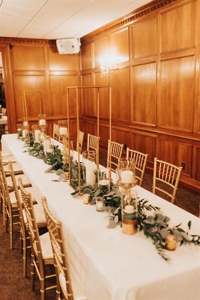 The Petroleum Club of Lafayette