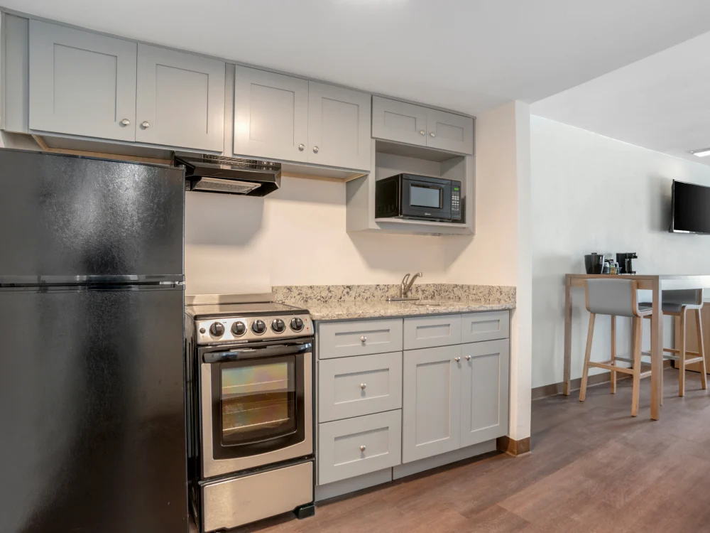 Chateau Beachfront Hotel