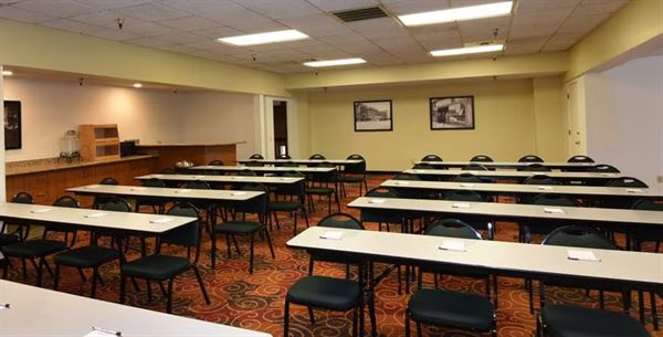 Best Western Plus Ahtanum Inn