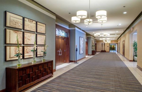DoubleTree by Hilton Hotel Collinsville - St. Louis