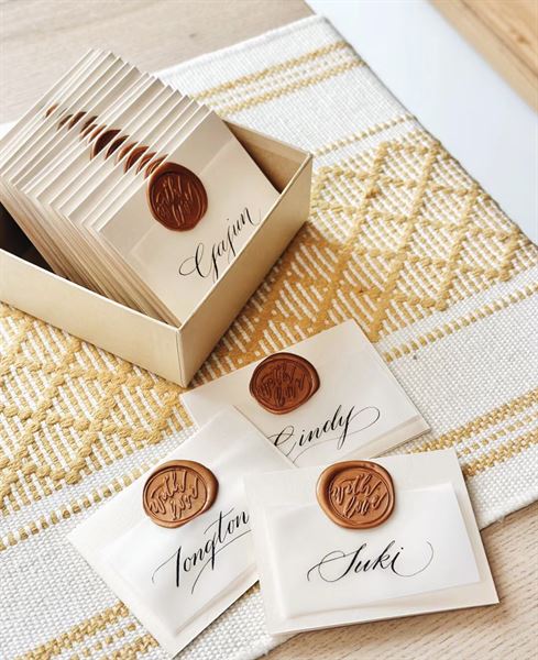 Place Card Maker