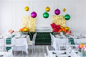 Bright Parisian Room Space