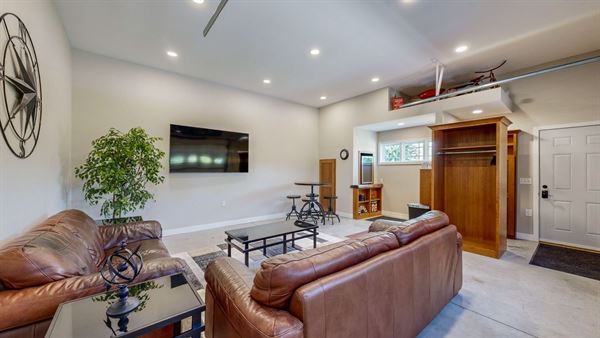 Spruce Hill Event Center