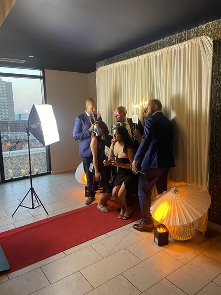 Clevelens Photo Booth