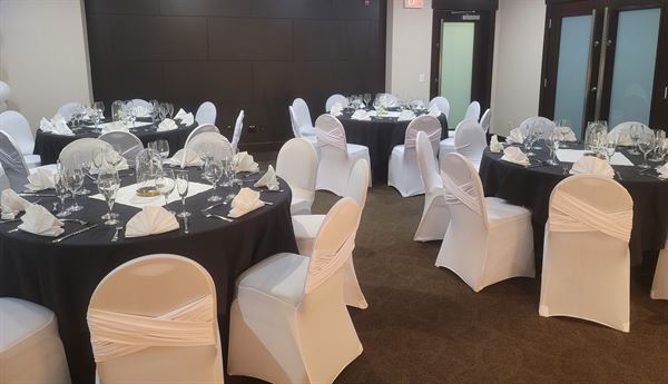 Sandman Hotel & Suites Calgary West