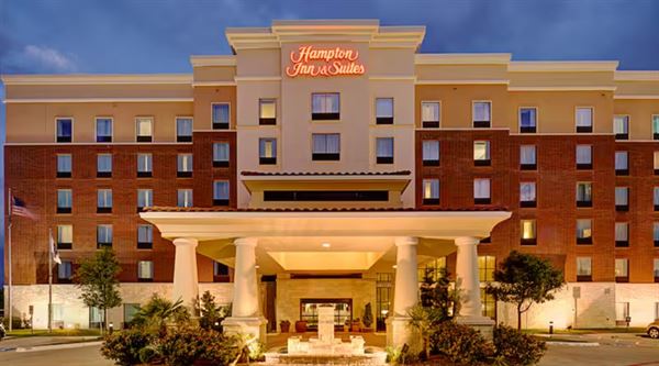 Hampton Inn & Suites Dallas/Lewisville-Vista Ridge Mall, TX