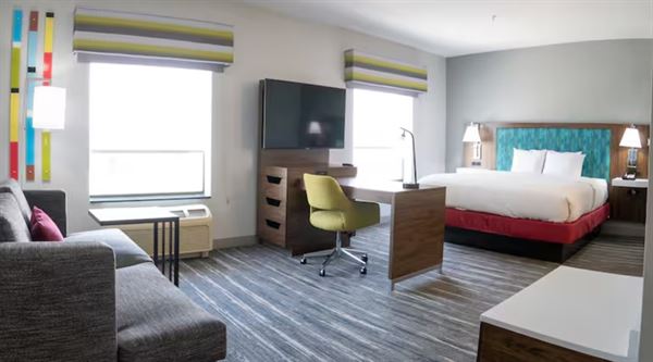 Hampton Inn & Suites Dallas/Lewisville-Vista Ridge Mall, TX