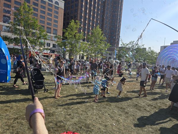 Milwaukee Bubble Lady