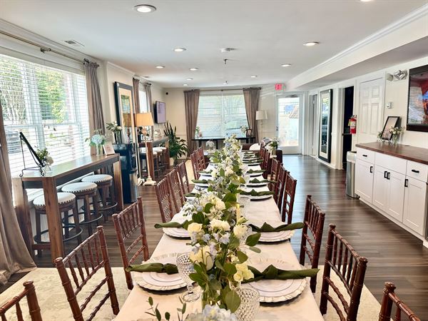 Historic Gibson's Inn At Gate One