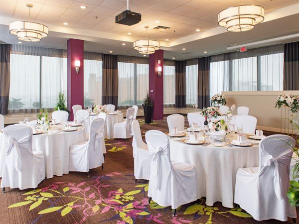 Holiday Inn Toronto International Airport