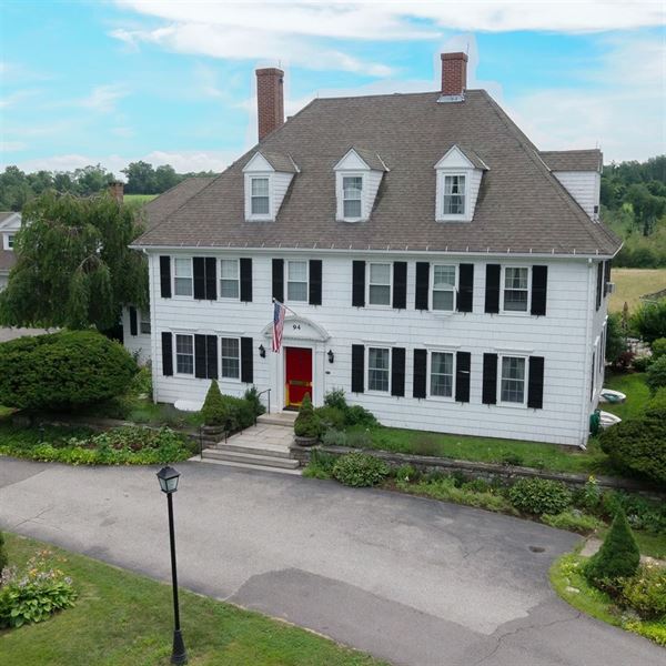 The Inn At Woodstock Hill