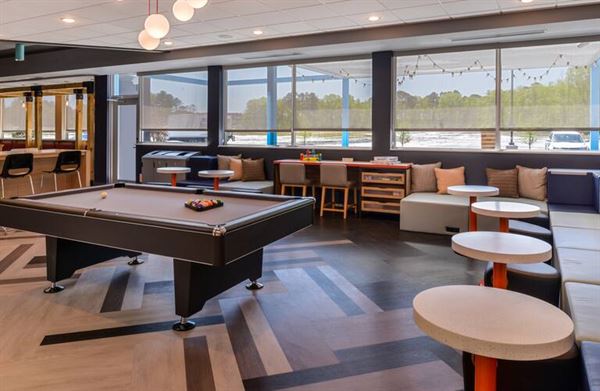 TRU by Hilton Little Rock West