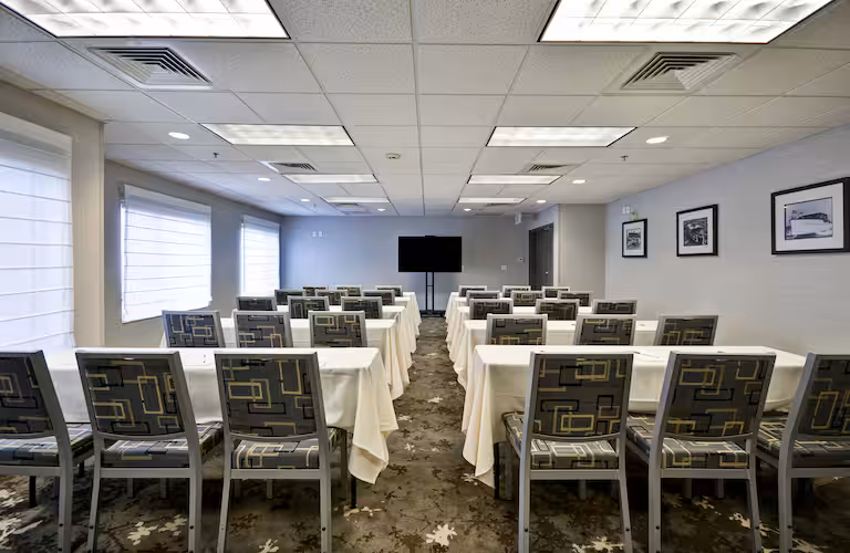 Homewood Suites by Hilton Oakland-Waterfront