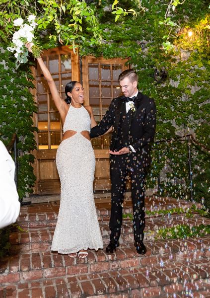 Soirees by Lee - Officiant