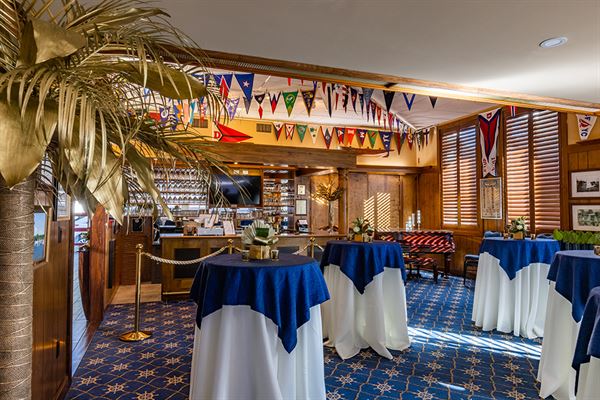 Mount Dora Yacht Club