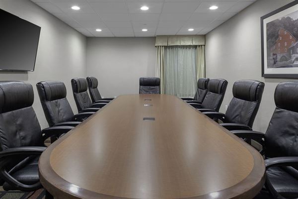 Hampton Inn Woodbridge