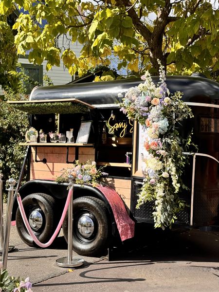 Savvy Sips Mobile Bar