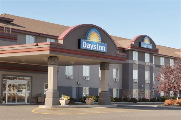 Days Inn & Suites Thunder Bay