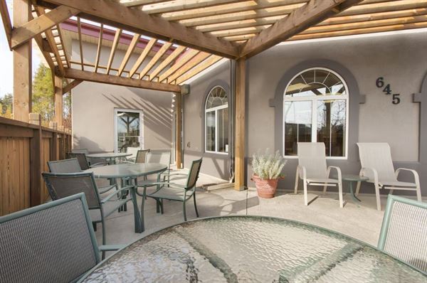 Days Inn & Suites Thunder Bay