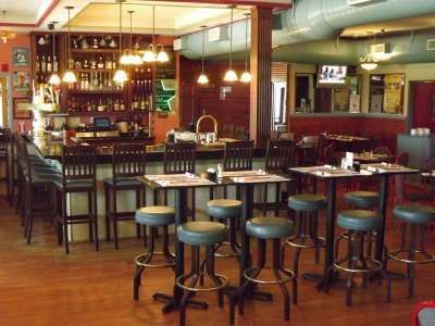 BA RUNI Hotel and Grille