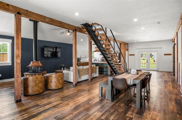 La Sal Stable Wedding and Event Venue