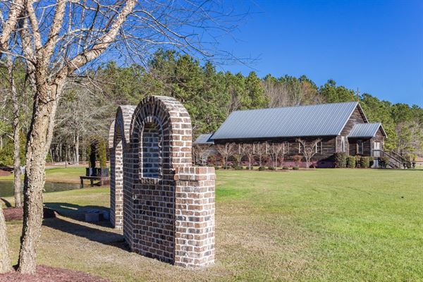 Hidden Acres Cabin and Pavilion