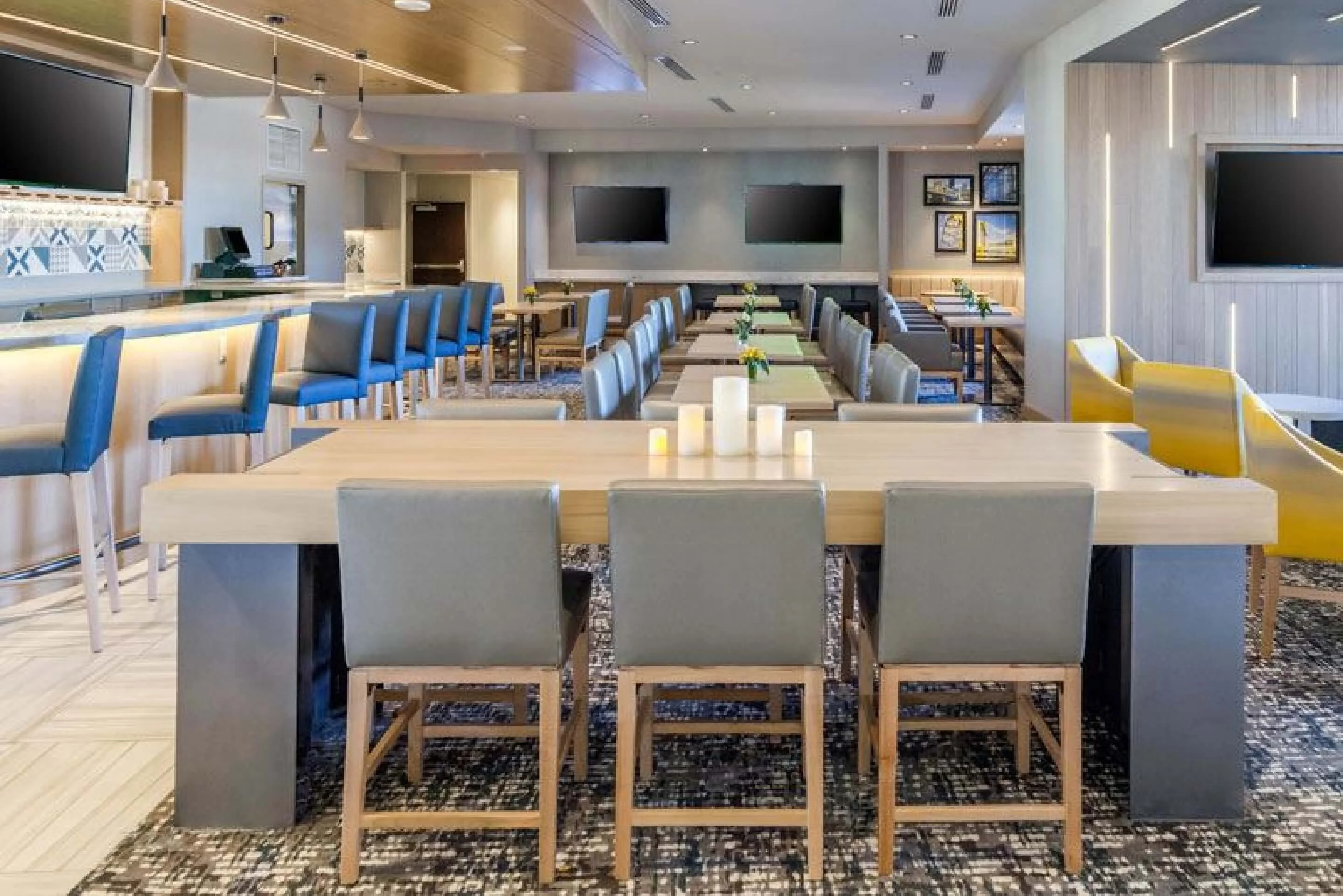 Cambria Hotel & Suites Pittsburgh - Downtown