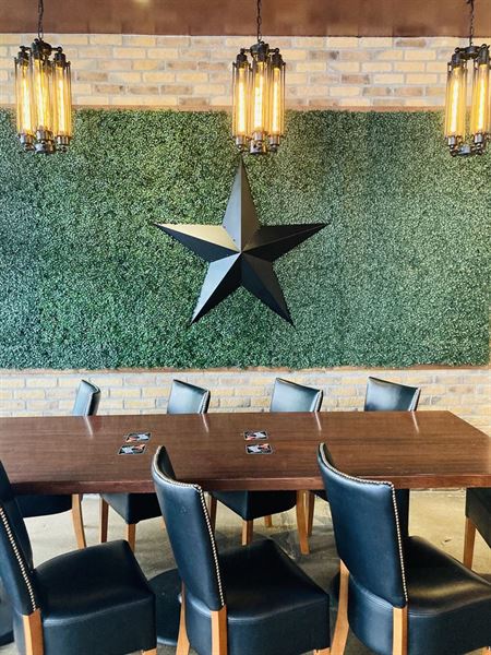 Bar Louie Sugar Land