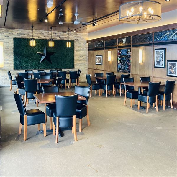 Bar Louie Sugar Land