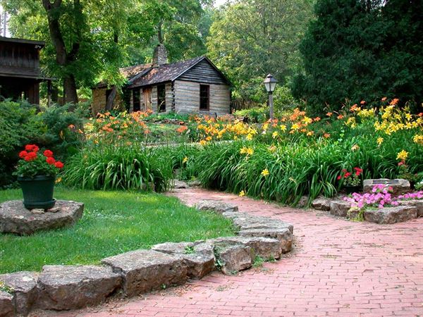 Shake Rag Alley Center for the Arts