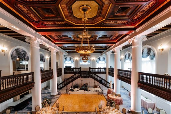 Amway Grand Plaza Hotel