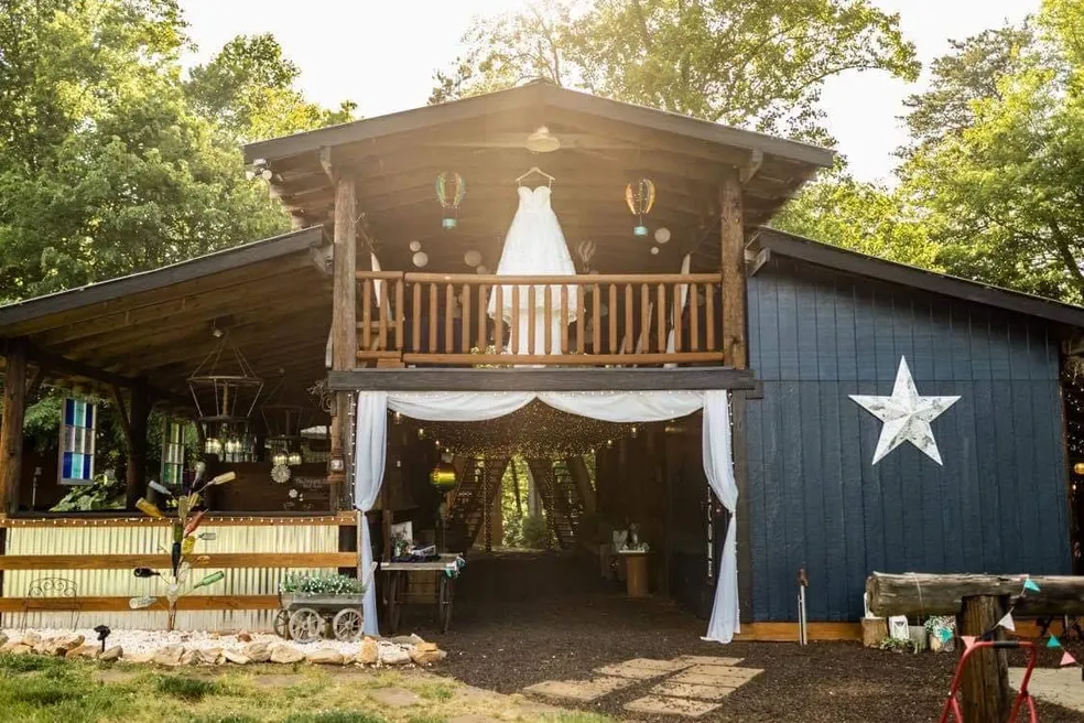 Winding Creek Farm and Wedding Barn
