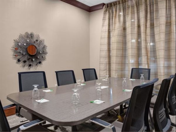 Holiday Inn Hotel & Suites Lima