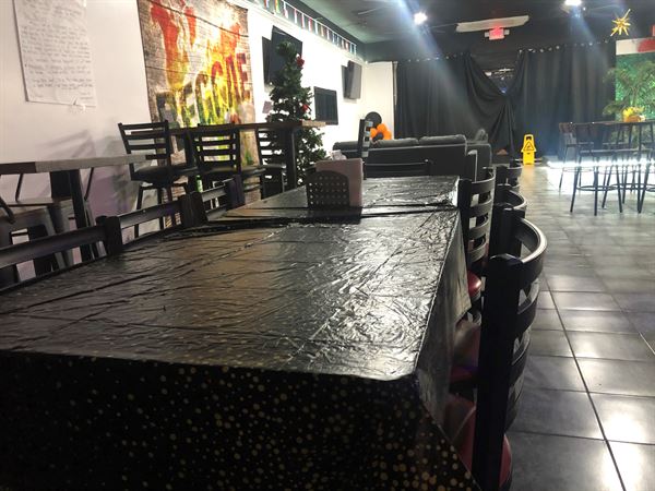 Gully's Restaurant and Lounge