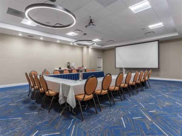 Holiday Inn & Suites Jefferson City