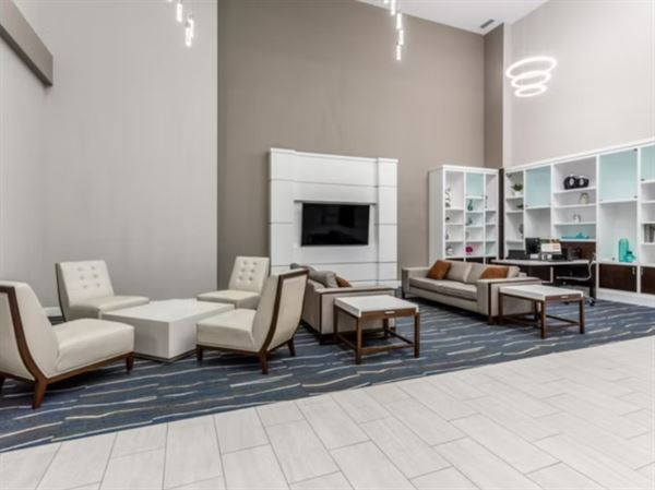 Holiday Inn & Suites Jefferson City