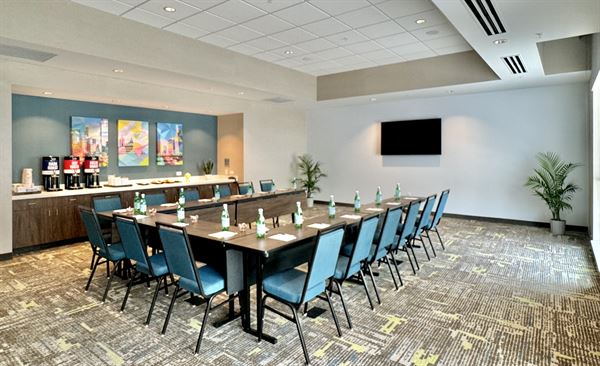 Hampton Inn & Suites Chicago Medical District UIC