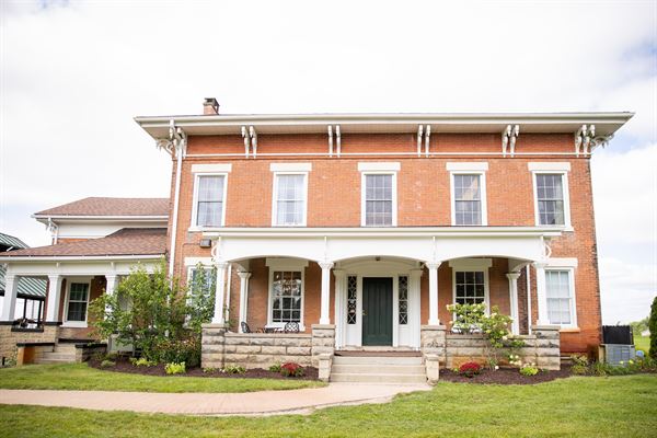 Lake Forest Golf Club & Banquet Center
