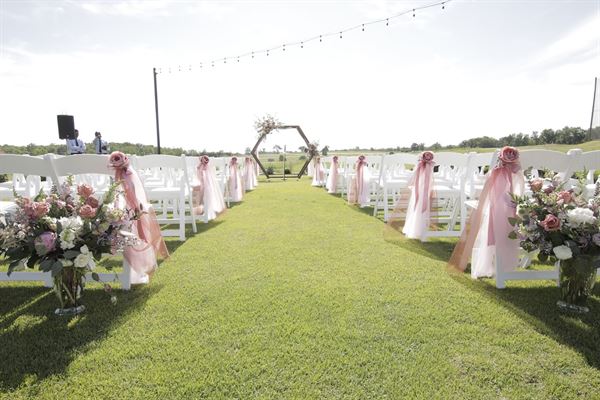 Lake Forest Golf Club & Banquet Center