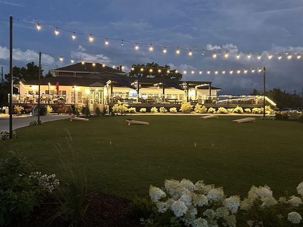 Lake Forest Golf Club & Banquet Center