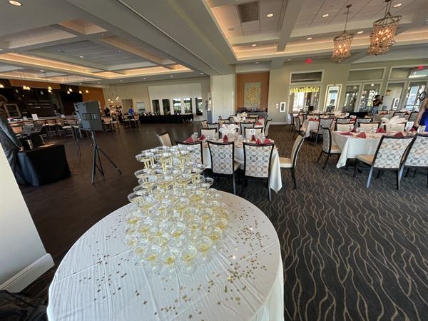 Hideaway Country Club