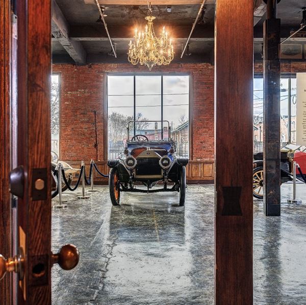 Room With A View at Marathon Village