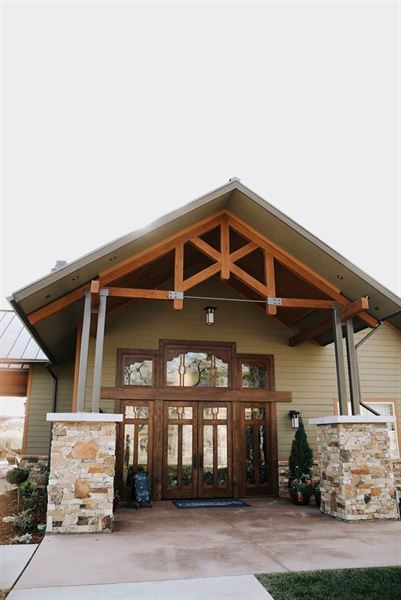 Jeremiah's Lodge & Garden