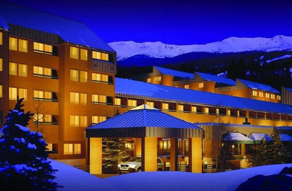 Hotel Alpenrock Breckenridge, Curio Collection by Hilton